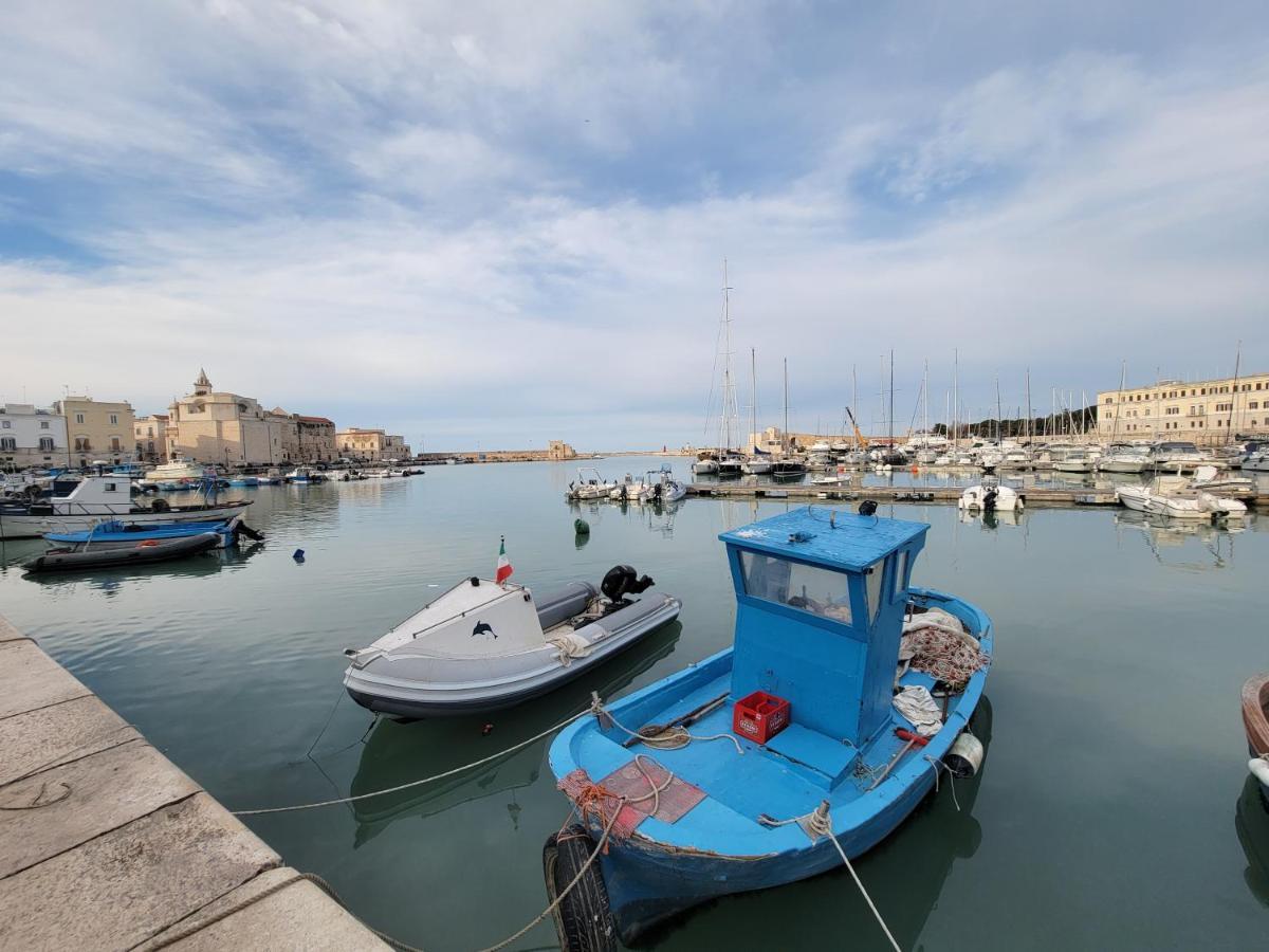 Giovinazzo Historic Apulia Old Town Stone House With Private Patio Daire Dış mekan fotoğraf