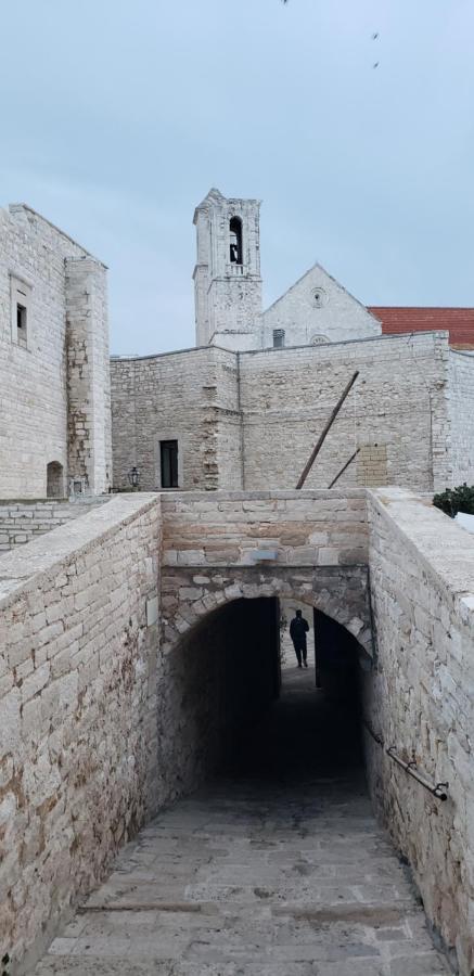 Giovinazzo Historic Apulia Old Town Stone House With Private Patio Daire Dış mekan fotoğraf